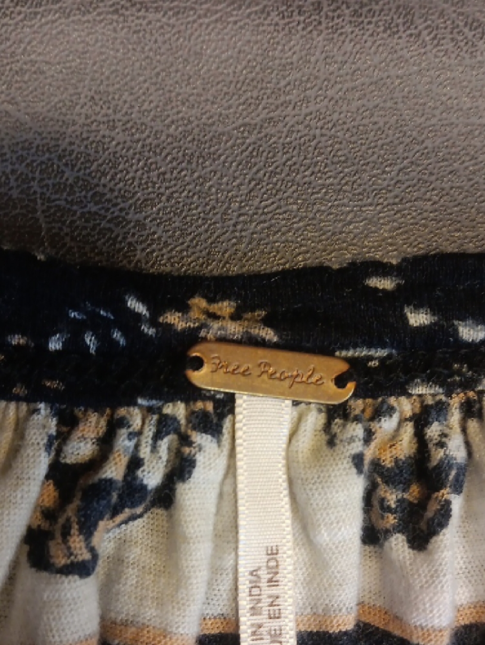 Free People Navy Paisley Border Print Short Sleeve Blouse - Picture 7 of 13